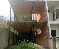 Se vende Avance de Construccion para Casa de 3 niveles en Patiecitos.