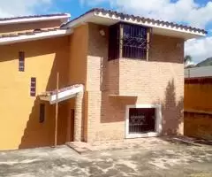 Casa en Valencia Guataparo