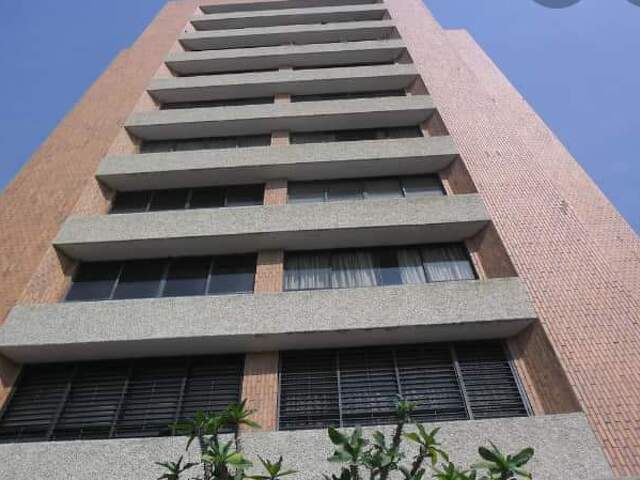 Alquilo Apartamento Edificio Don Raymundo - 1