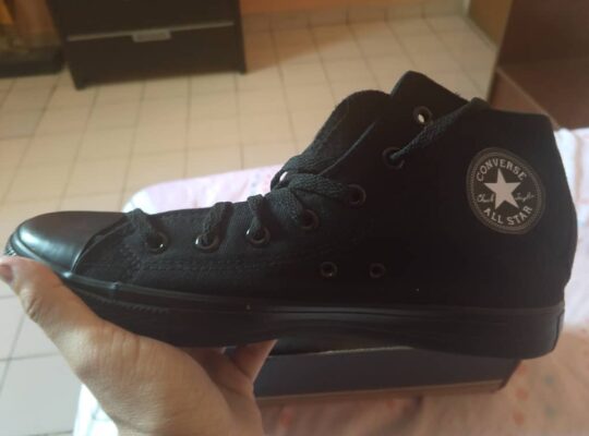 Converse talla 43